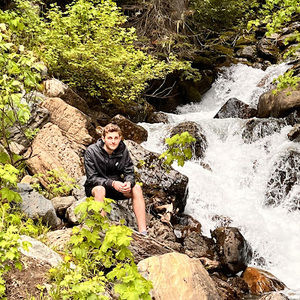 Meet your Posher, Jeremiah